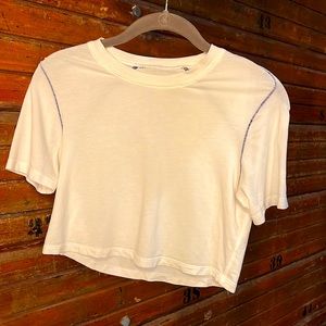 Lululemon crop tee. sized s-m